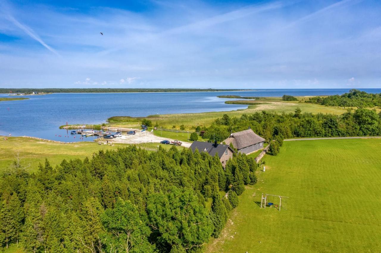 Mere Puhkemaja Kungla Exteriér fotografie