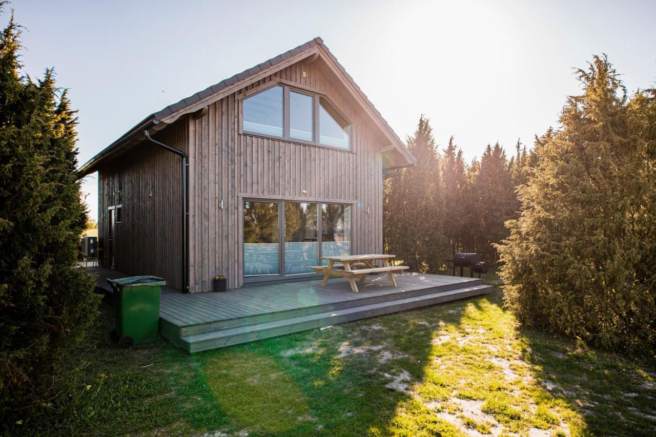 Mere Puhkemaja Kungla Exteriér fotografie